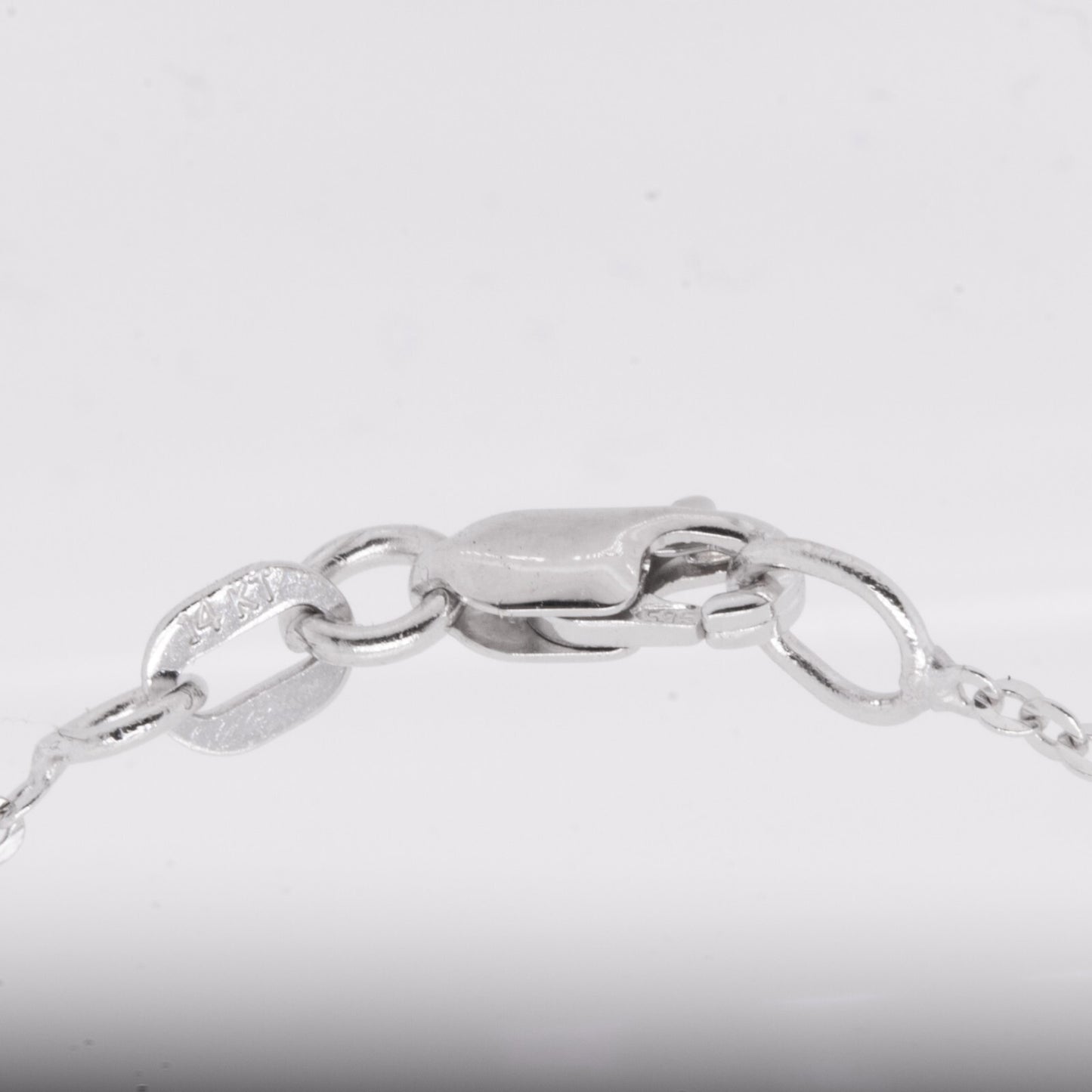 14k White Gold Oval Diamond Bezel Set Pendant Necklace 0.68ct H SI1 2.6g 18.5"