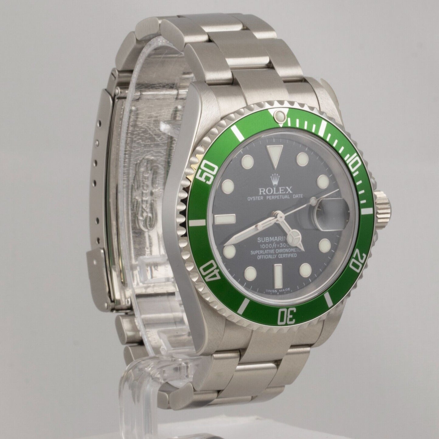 NOS Rolex Submariner Kermit Green 40mm Watch 16610V BOX & PAPERS STICKERS 2005/6