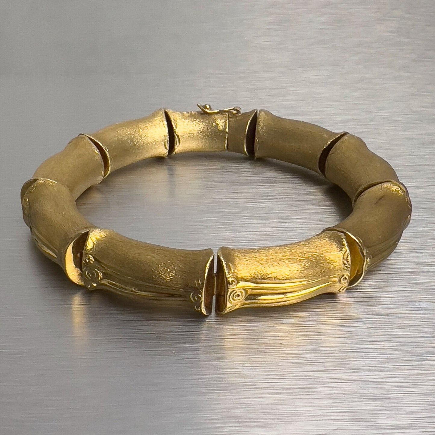 18k Yellow Gold Chunky Bamboo Link Florentine Finish Bracelet Size 7.00" 33.8g
