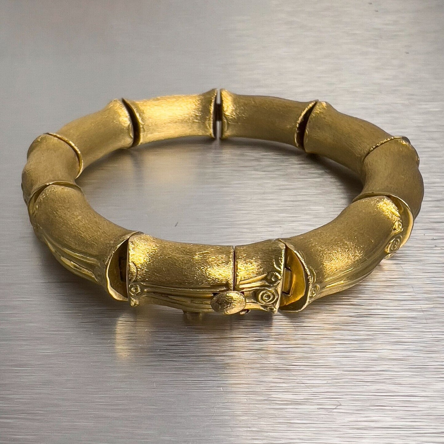 18k Yellow Gold Chunky Bamboo Link Florentine Finish Bracelet Size 7.00" 33.8g