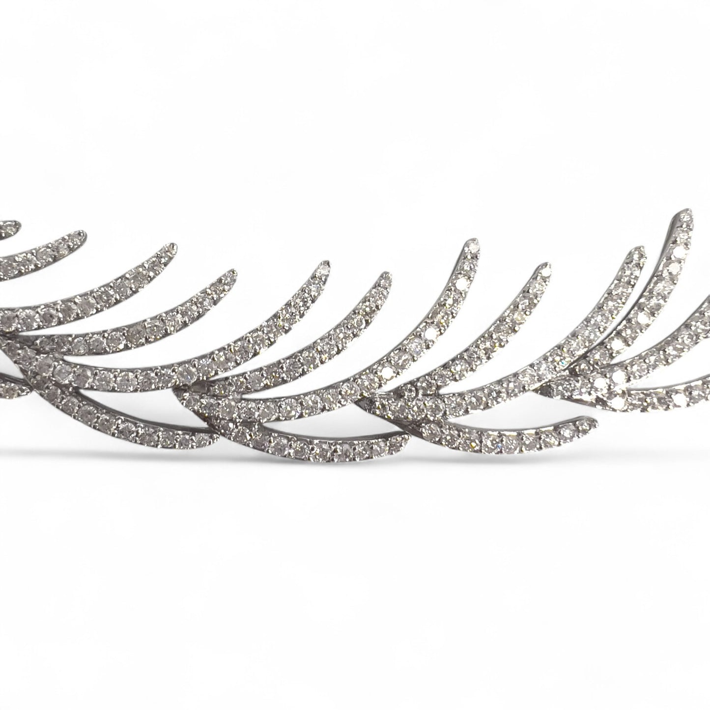 18k White Gold Diamond Palm Leaves Motif Necklace 4.50ctw G VS2-SI1 16"