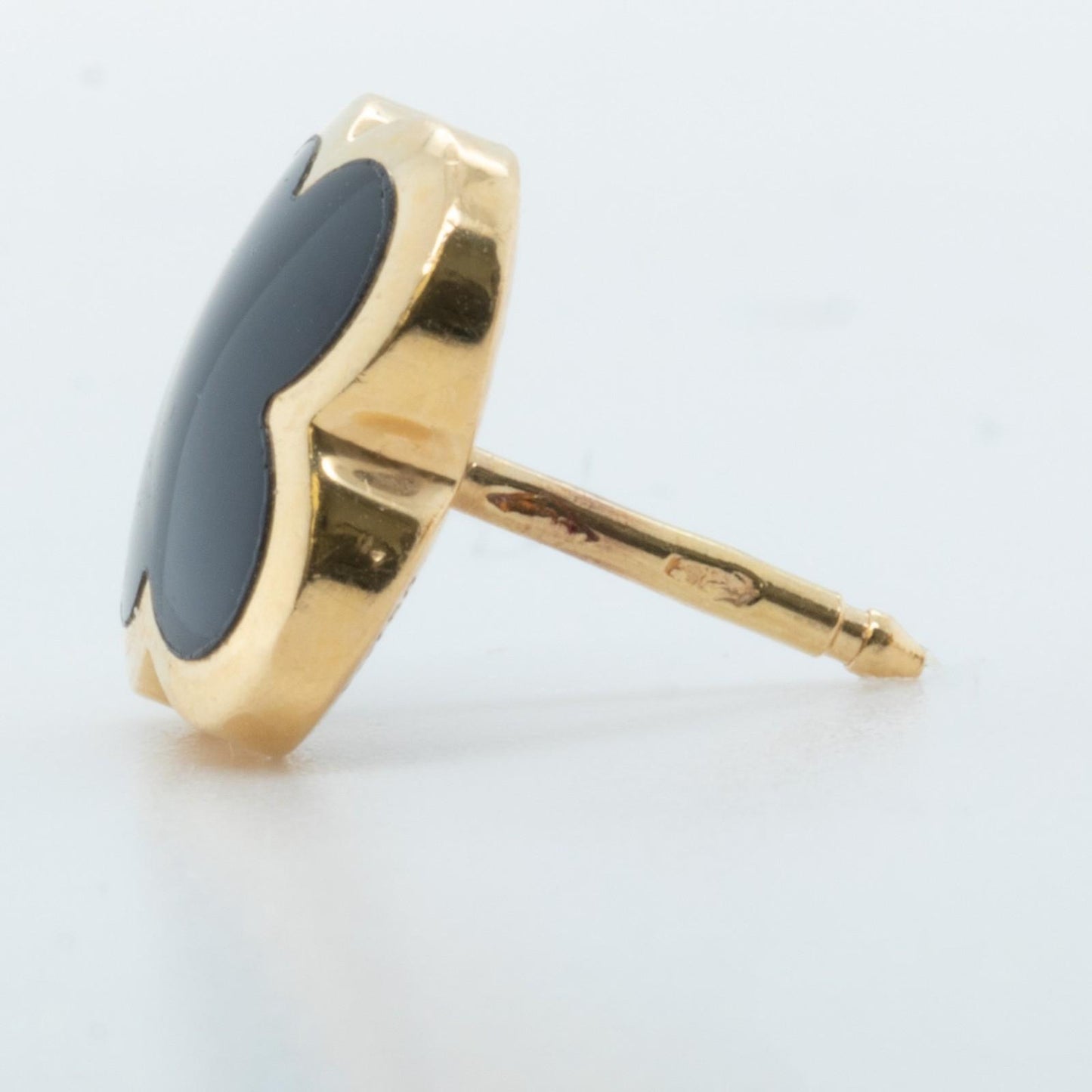 Van Cleef Arpels Pure Alhambra Onyx 18k Yellow Gold Earstud Earrings + RCPT COA