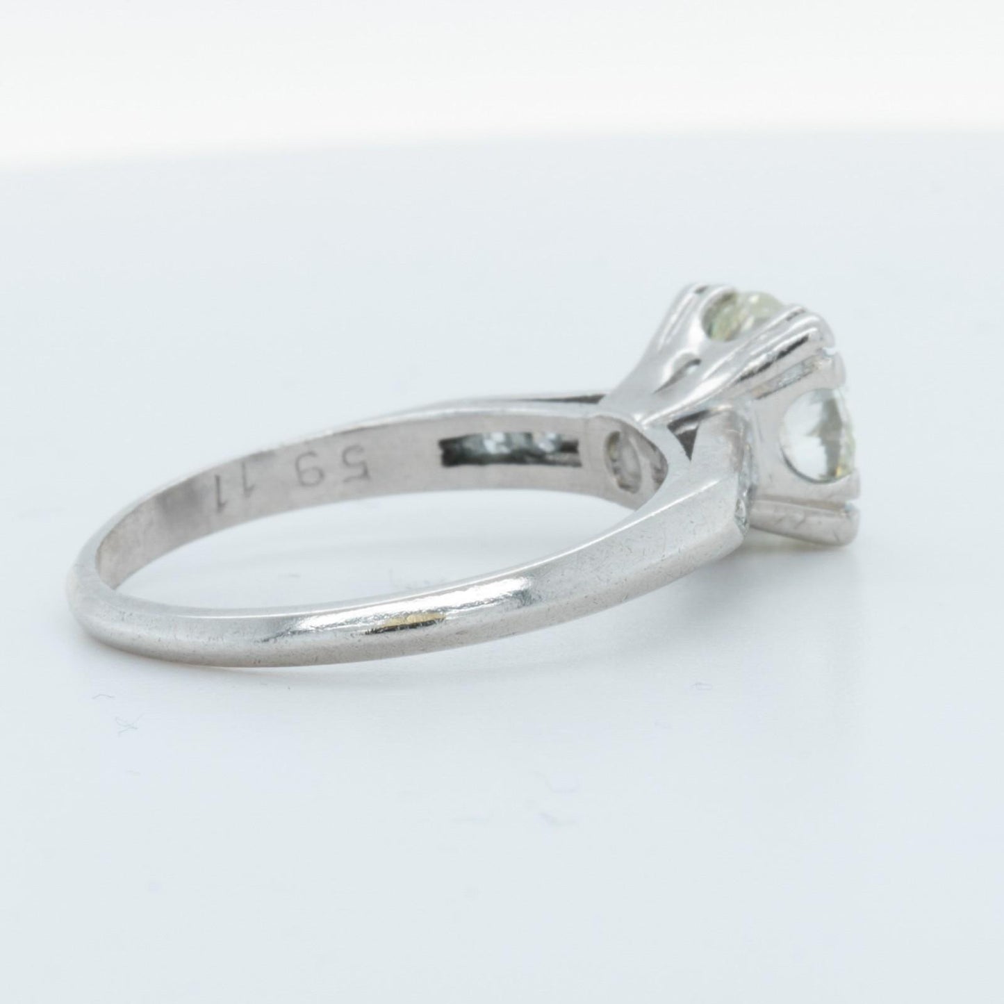 Antique Art Deco Platinum Solitaire Diamond Ring / Accents 1.50ct I I2 Size 6.75