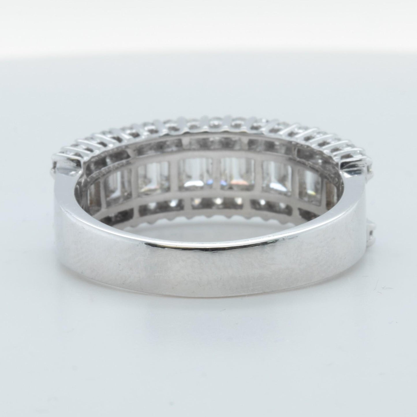 18k White Gold Baguette & Round Diamond 3 Row Band 1.51ctw G-H VS2-SI1 Size 9.25