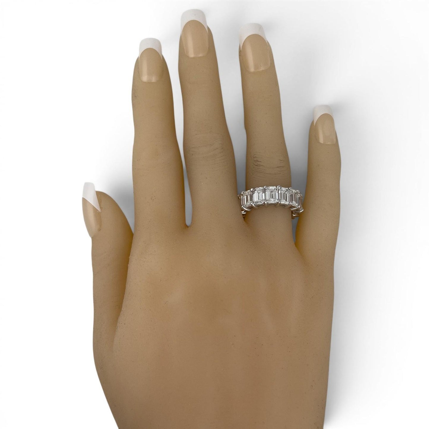 14k White Gold Lab Grown Emerald Diamond 16 St. Eternity Band 11.64ctw E-F-G VS1