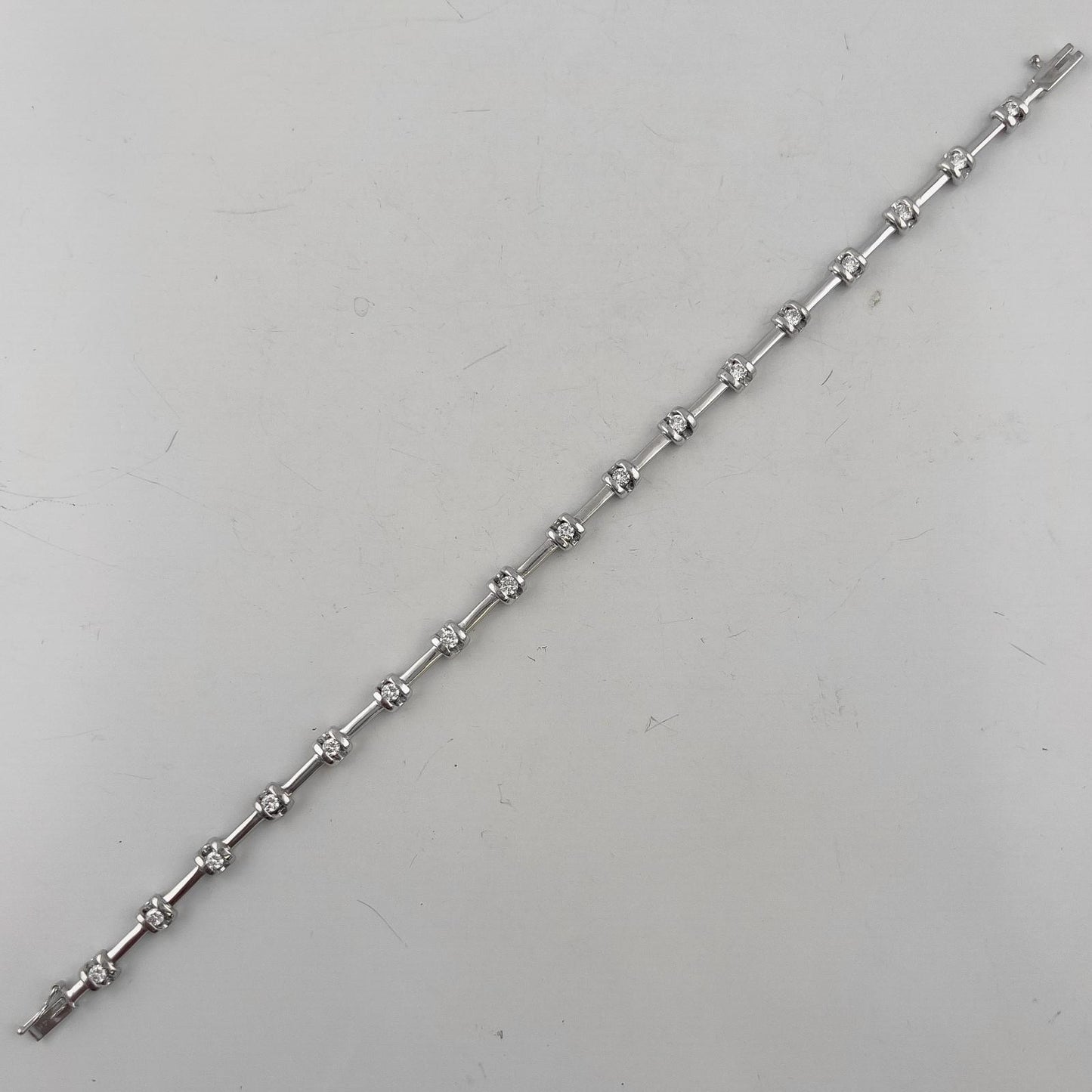 14k White Gold Round Diamond Bar & Station Tennis Bracelet 0.85ctw H SI2 7.00"