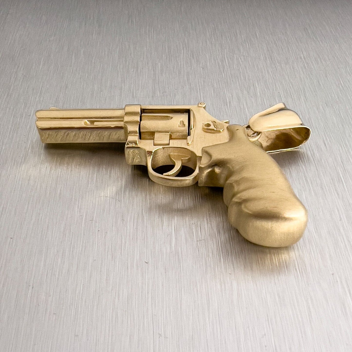 14k Yellow Gold 3D .357 Magnum Revolver Pistol w/ Moving Cylinder Pendant 34.9g