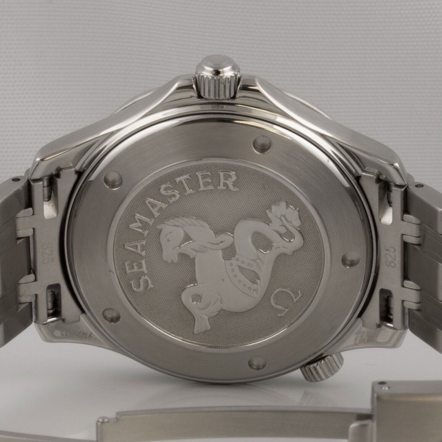 Omega Seamaster Pro James Bond Blue Wave 41mm Watch 2221.80.00 BOX + PAPERS