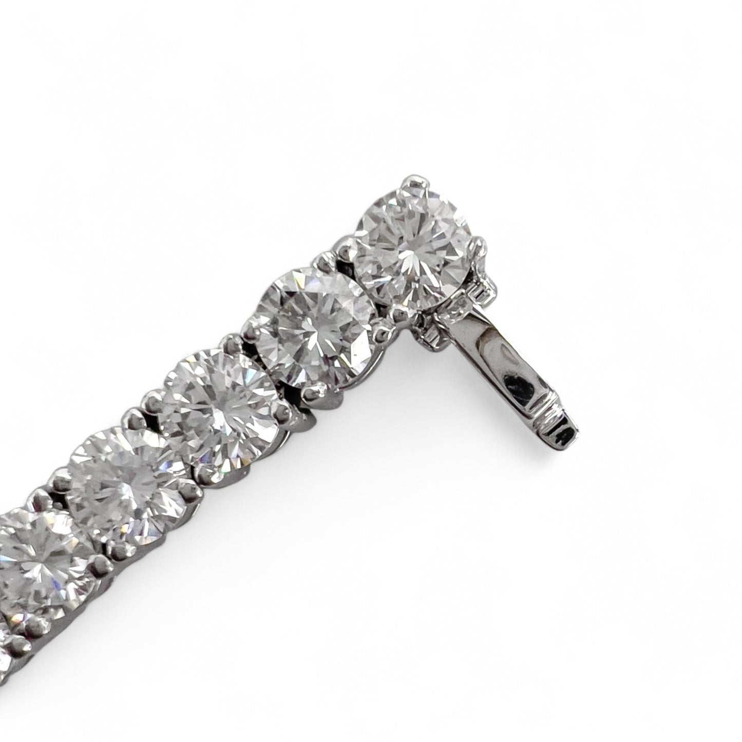 18k White Gold Diamond 38 Stone Tennis Bracelet 16.15ctw F VS1 7.00" 26.4g