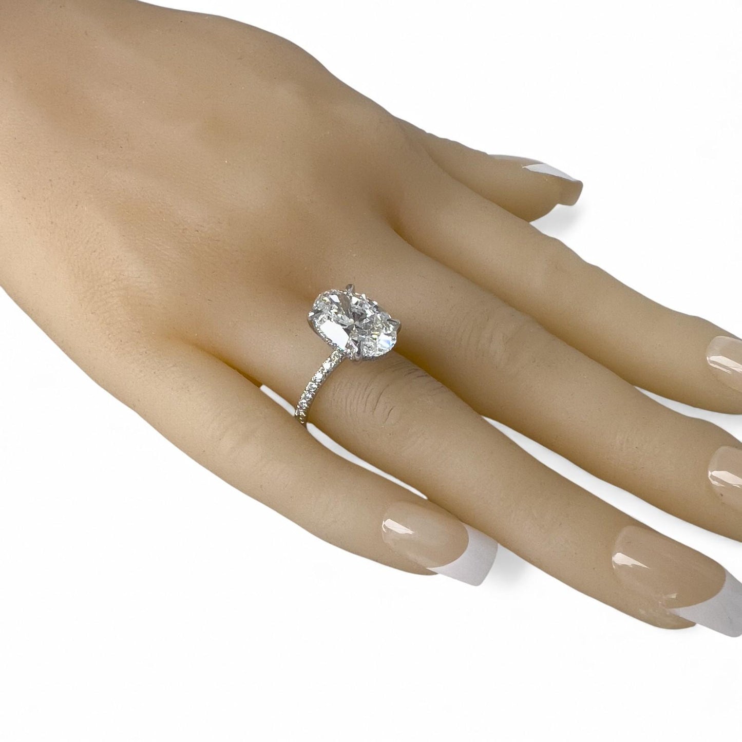 IGI 14k White Gold Lab Grown 5.03ct D VVS2 Oval Diamond Engagement Ring Size 7