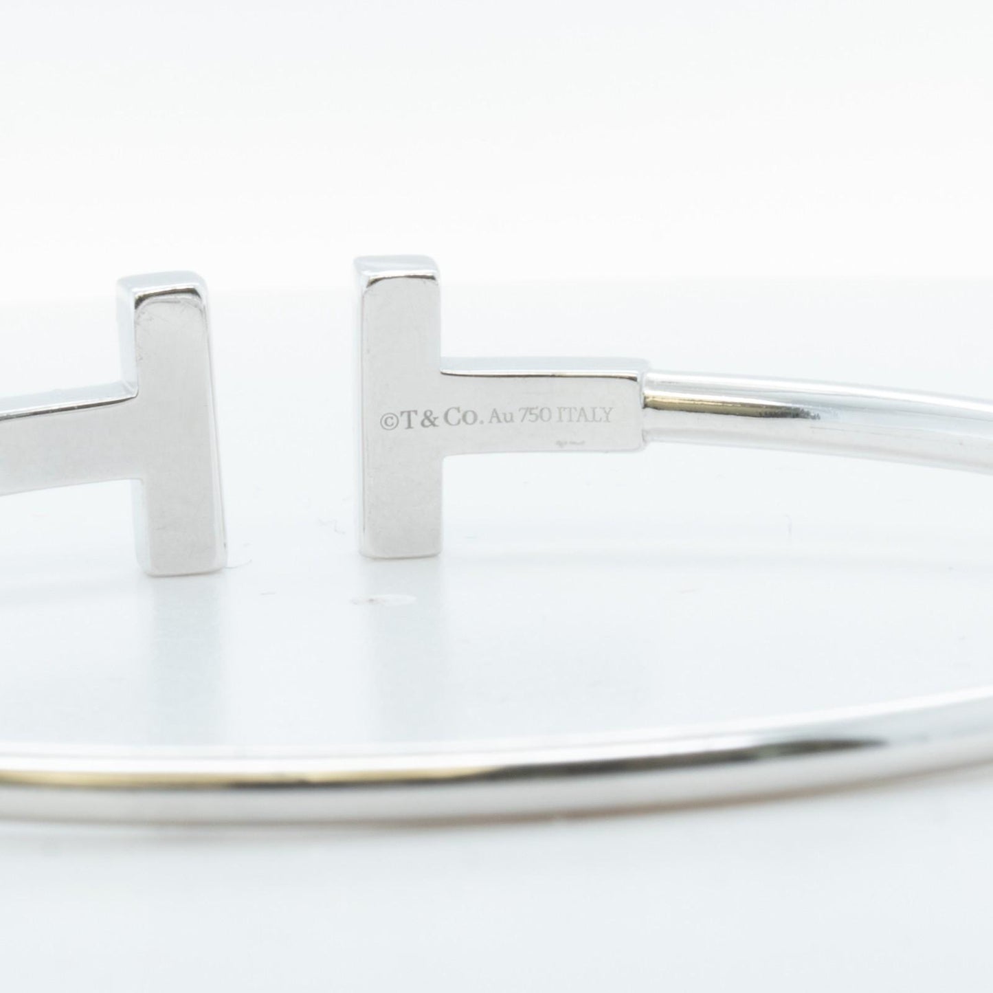 Tiffany & Co. Ruby Square T 18k White Gold Bangle Bracelet Italy GIFT BAG + BOX