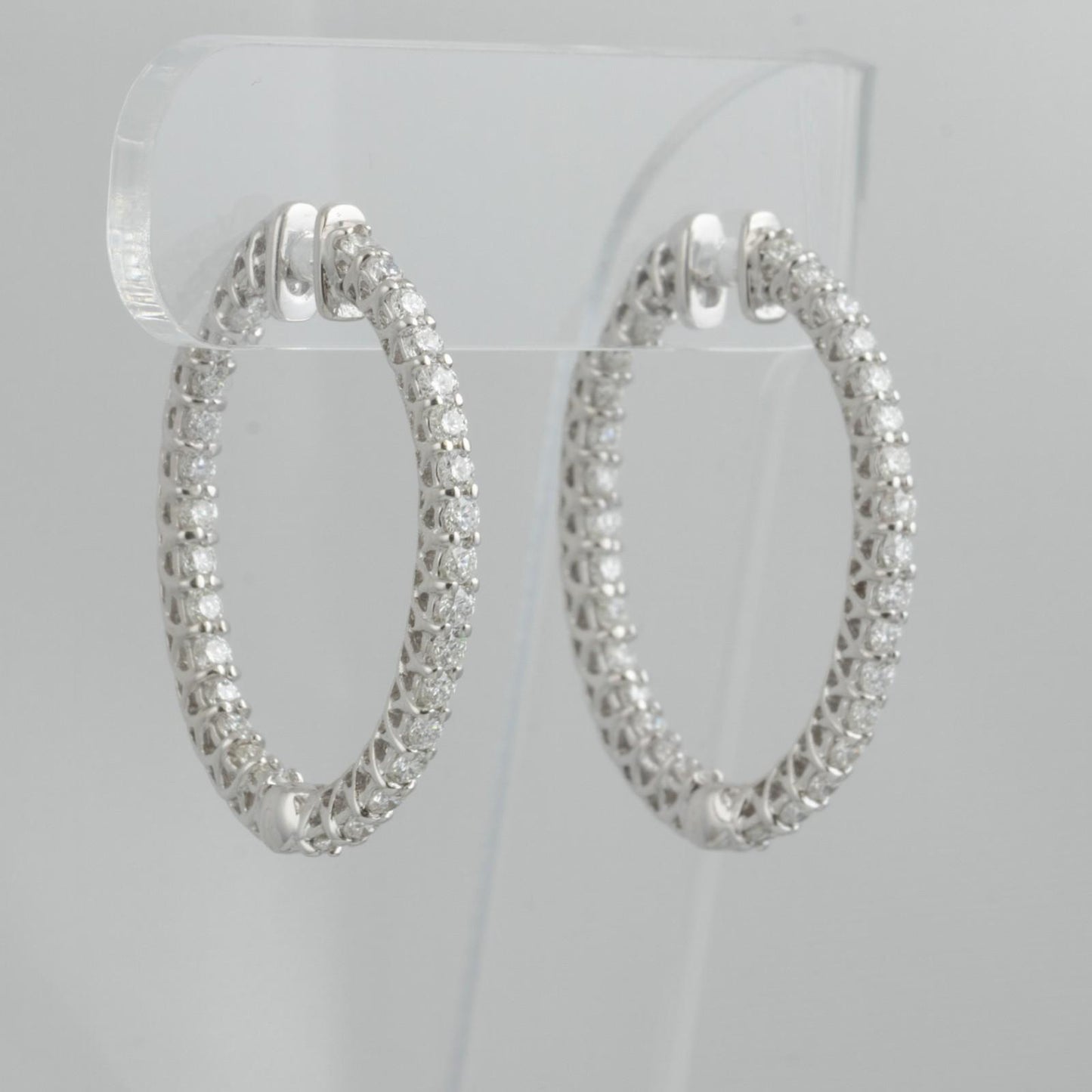 14k White Gold Diamond In & Out Hoop 1.3" Earrings 2.09ctw H VS - Snap Closure