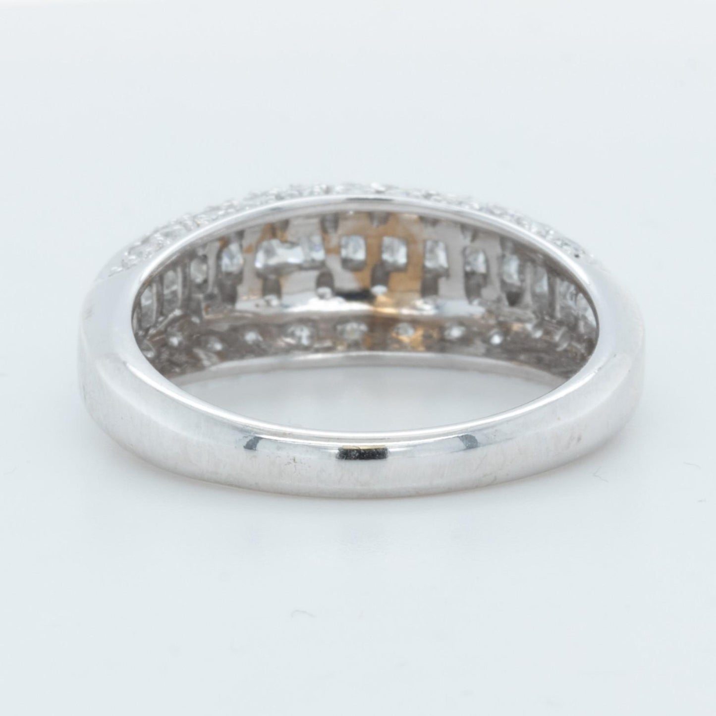 18k White Gold Princess Diamond 3 Section Band 0.82ctw H-I VS-SI 5.0g Size 7.25