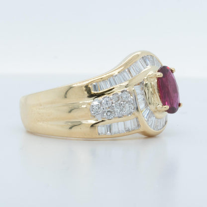 18k Yellow Gold 1.00ct Oval Ruby 1.18ctw Baguette Diamond Swirl Ring G SI1 SZ 8