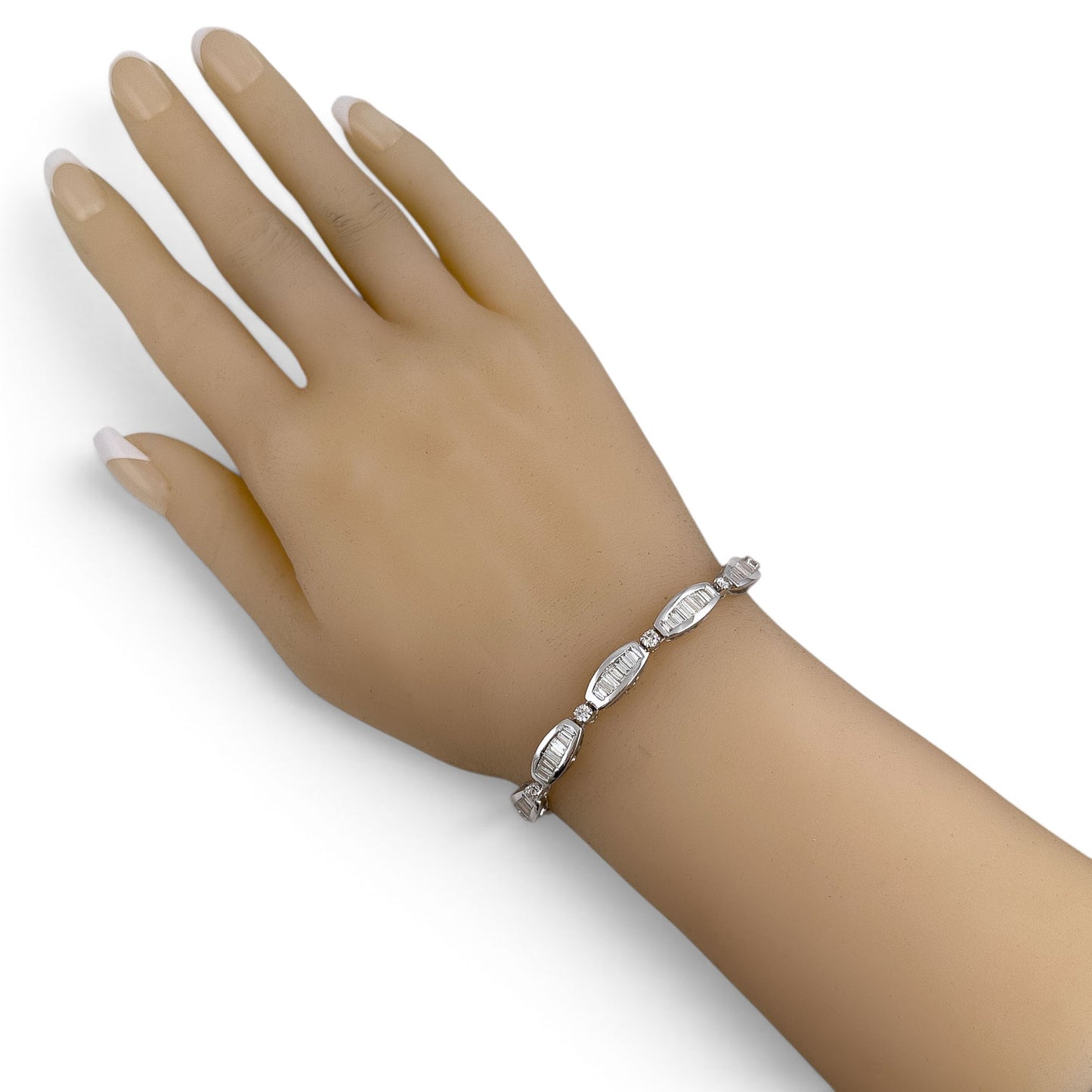 14k White Gold Baguette Diamond Station Link Bracelet 3.40ctw H SI2-I1 6.75"