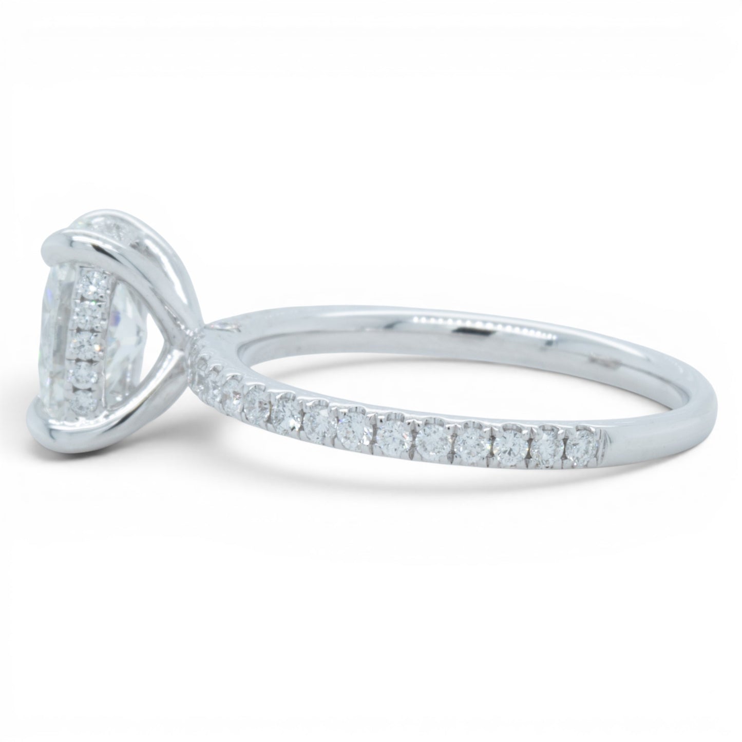 18k White Gold GIA 1.22ct F VS2 Oval Diamond Engagement Ring W/ Accents 0.30ctw