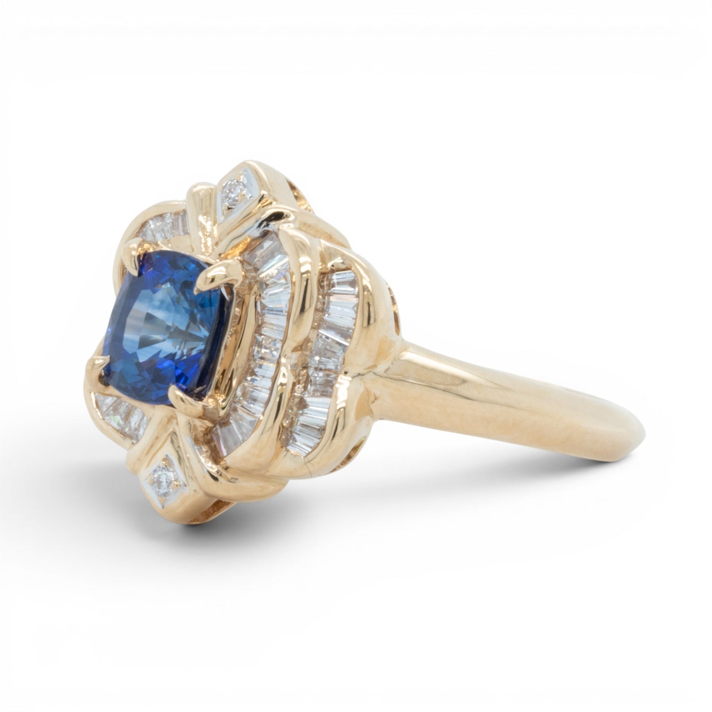 18k Yellow Gold Cushion Blue Stone & Baguette Diamond 0.46ctw G SI1 Ring Size 8