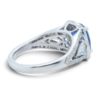 18k White Gold GIA Royal Blue 1.75ct Sapphire Diamond Ring 0.55ctw G-H SI1