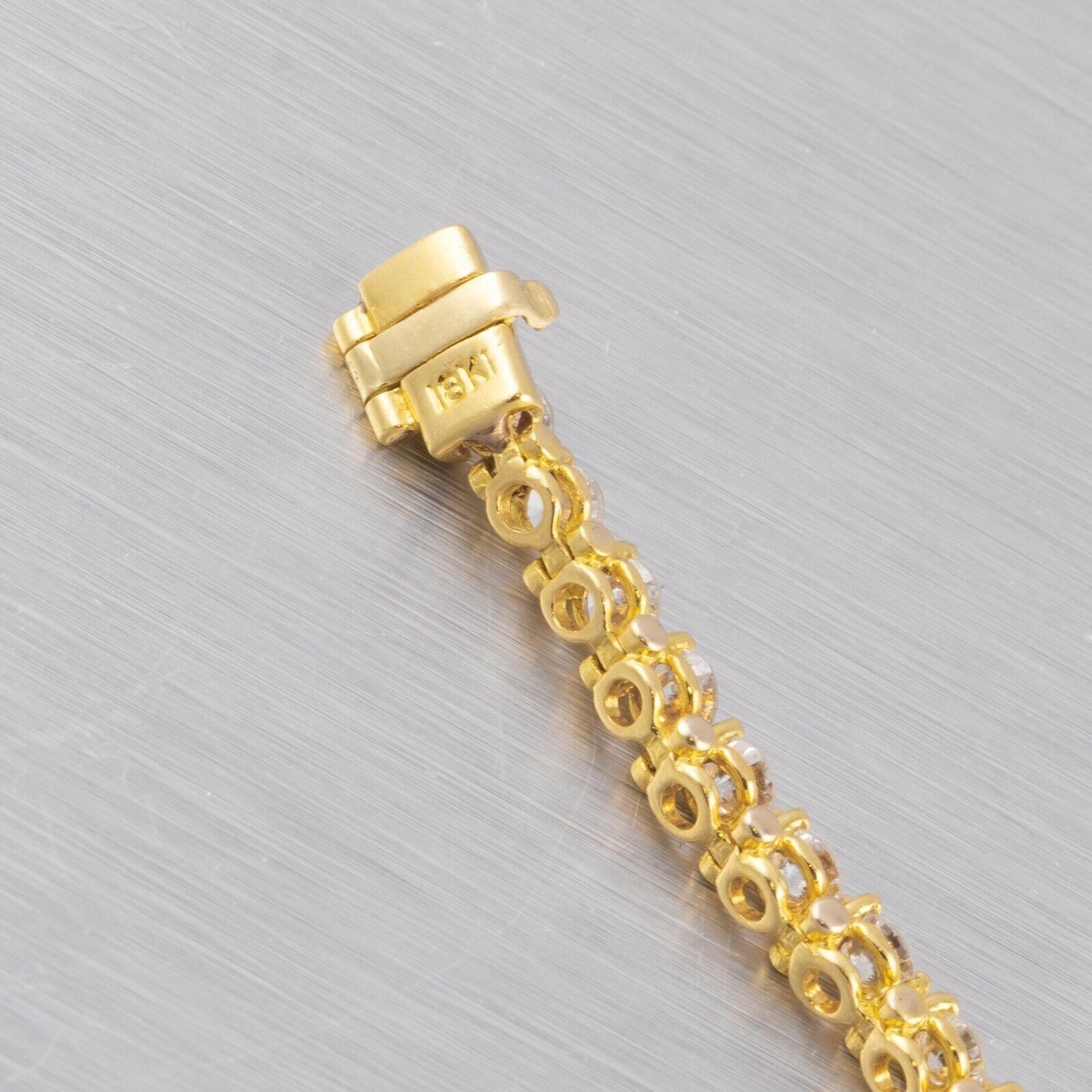 Modern 18k Yellow Gold 46 Stone F VS1 Diamond Tennis Bracelet 4.60ctw 6.75"