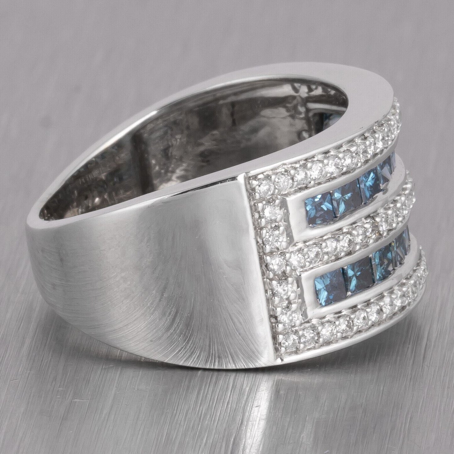 14k White Gold Wide Five Row White & Blue Diamond Band 1.60ctw Ring Size 6.75