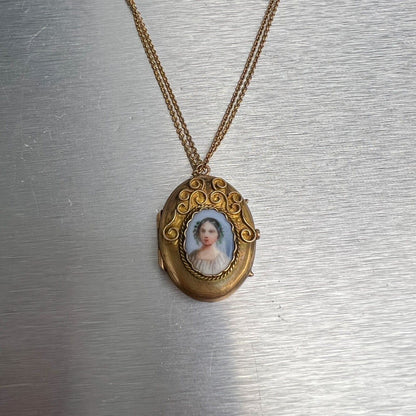 Antique Victorian 14k Yellow Gold Painted Porcelain Cameo Locket Necklace 28"