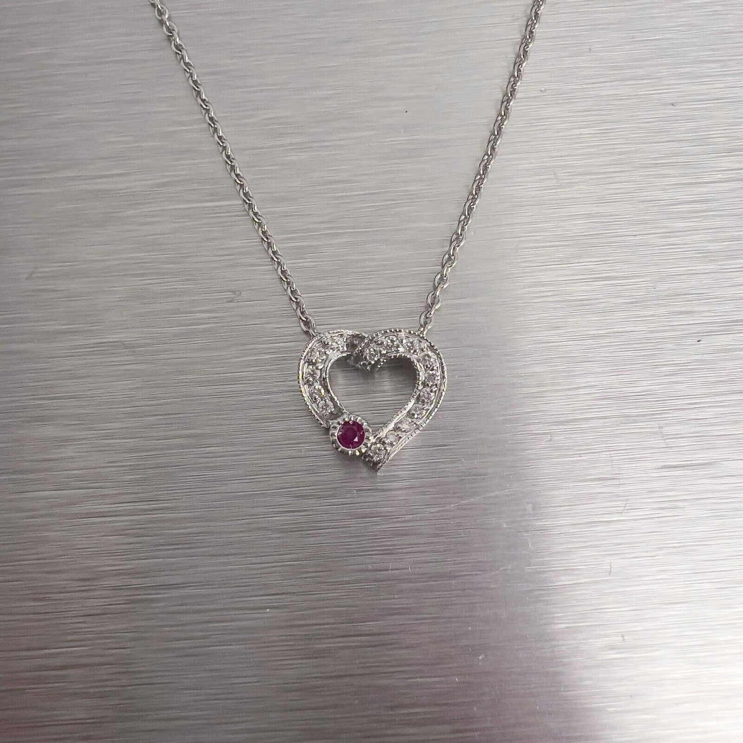 14k White Gold Diamond 0.10ct Ruby Heart Pendant Necklace 0.15ctw G VS2 4.2g 17"