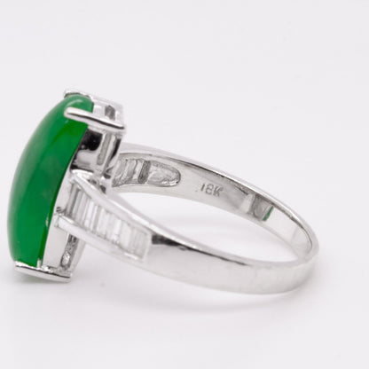 18k White Gold Oblong Oval Emerald & Straight Baguette Ring 0.35ctw G VS2 3.3g