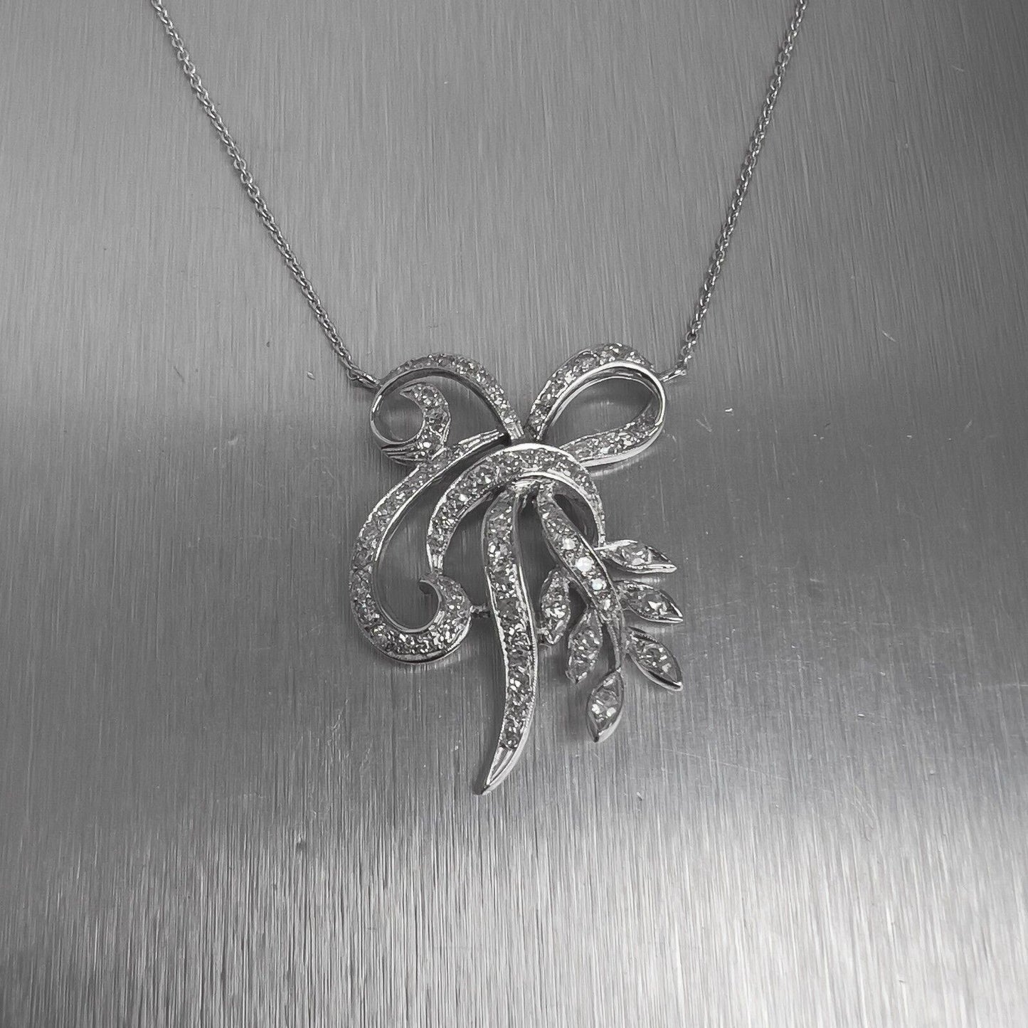 14k White Gold Diamond Floral Vine Motif Pendant Necklace 1.00ctw G VS2 17"