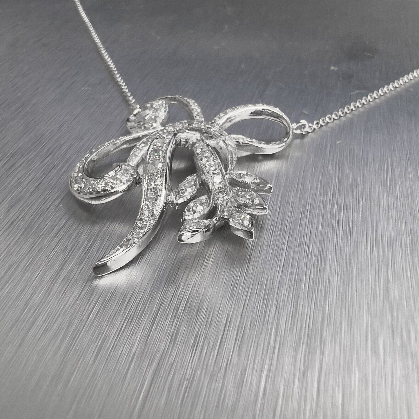 14k White Gold Diamond Floral Vine Motif Pendant Necklace 1.00ctw G VS2 17"