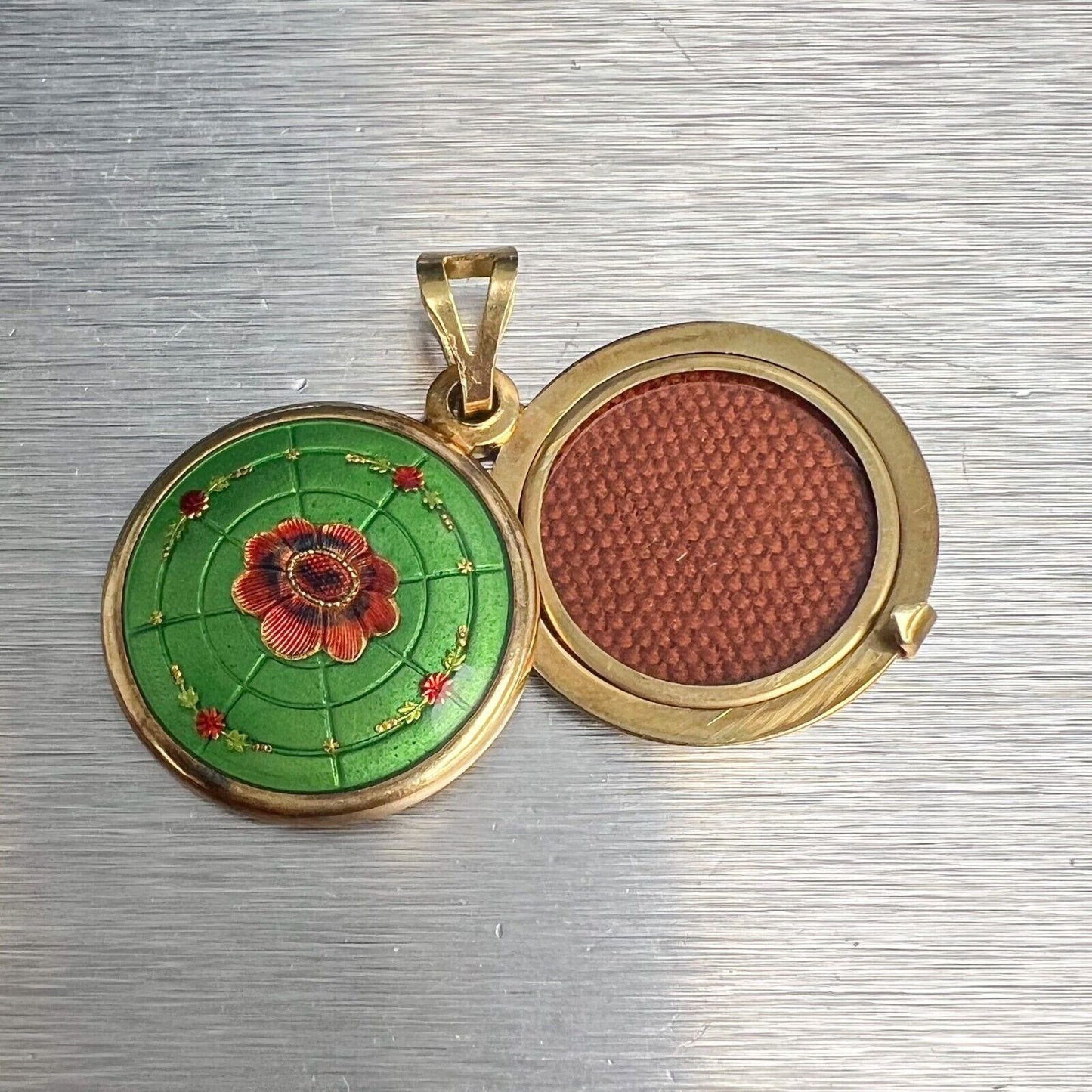 Vintage 18k Yellow Gold Green & Red Floral Motif Locket 7.6g ITALY