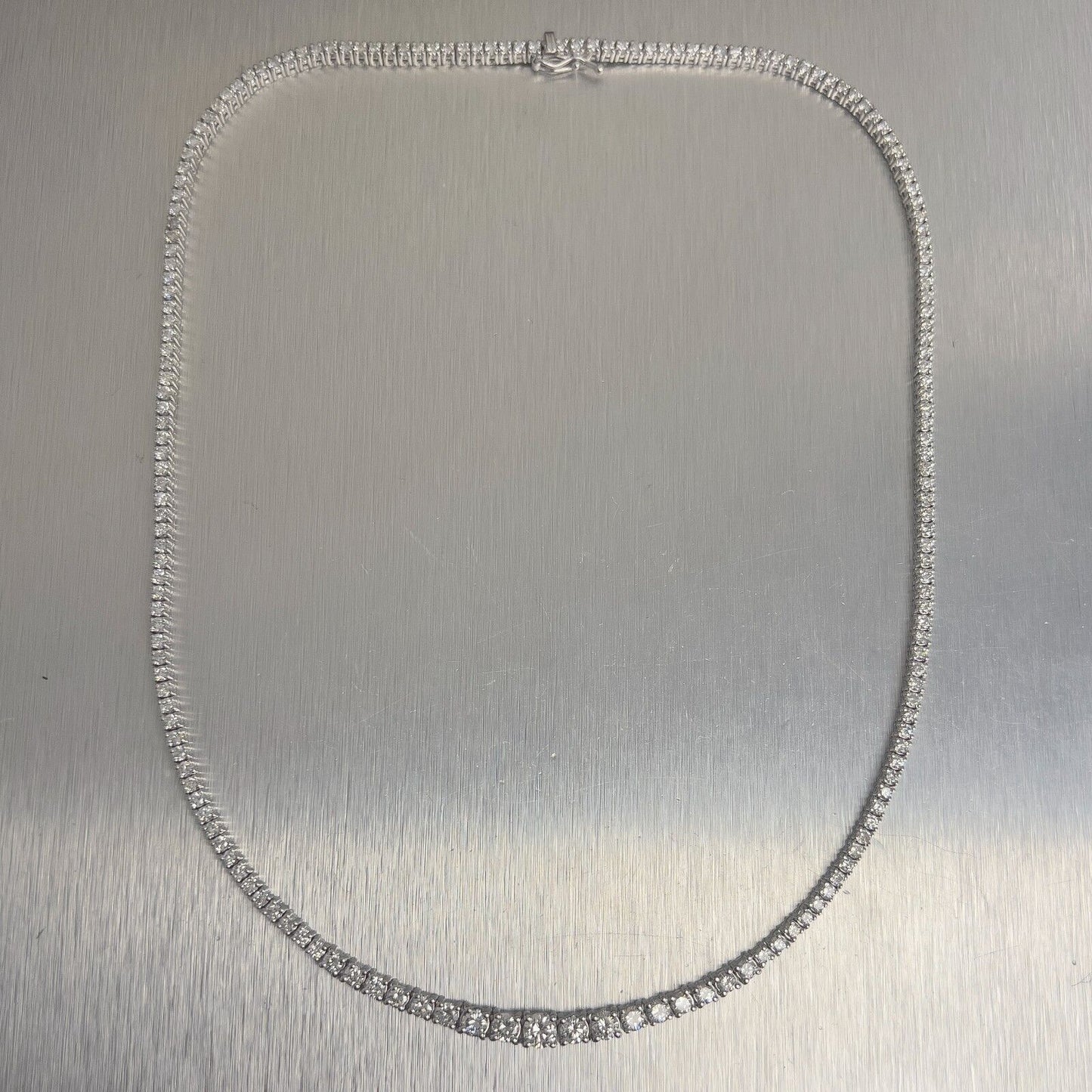 14k White Gold Diamond Graduated Tennis Necklace 7.90ctw G VS2-SI1 17.25"