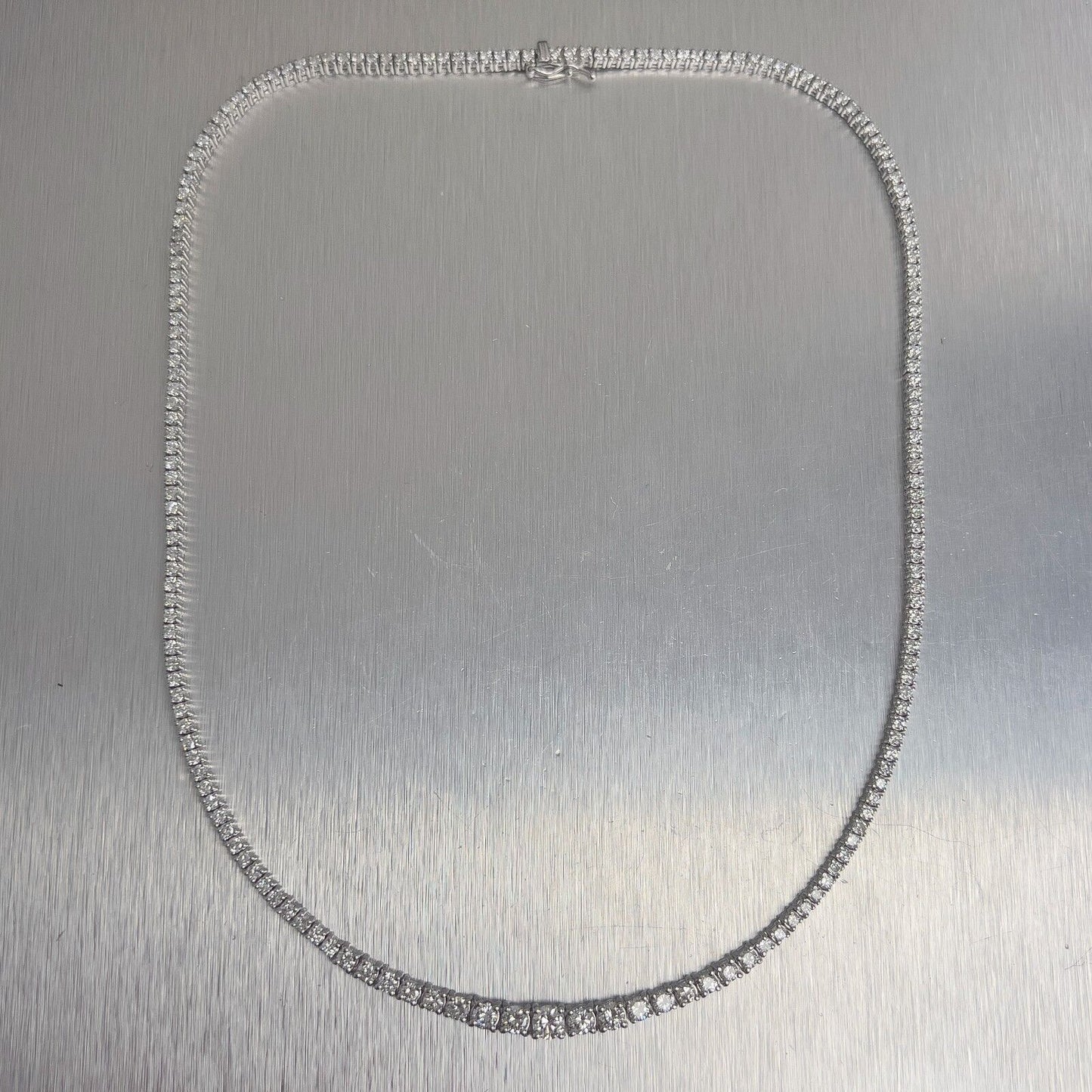 14k White Gold Diamond Graduated Tennis Necklace 7.90ctw G VS2-SI1 17.25"